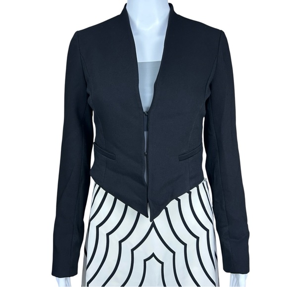 Alice + Olivia Black Cropped Blazer XS Modern Minimalist Art Deco Event Jacket - Picture 2 of 14